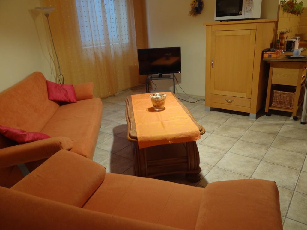 Ferienwohnung Am Nurburgring Welcherath Номер фото